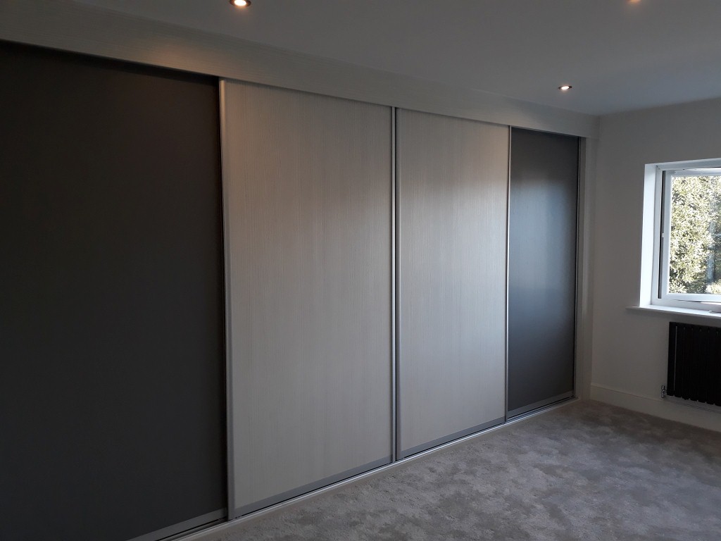 Hacienda white and painted oak dark grey