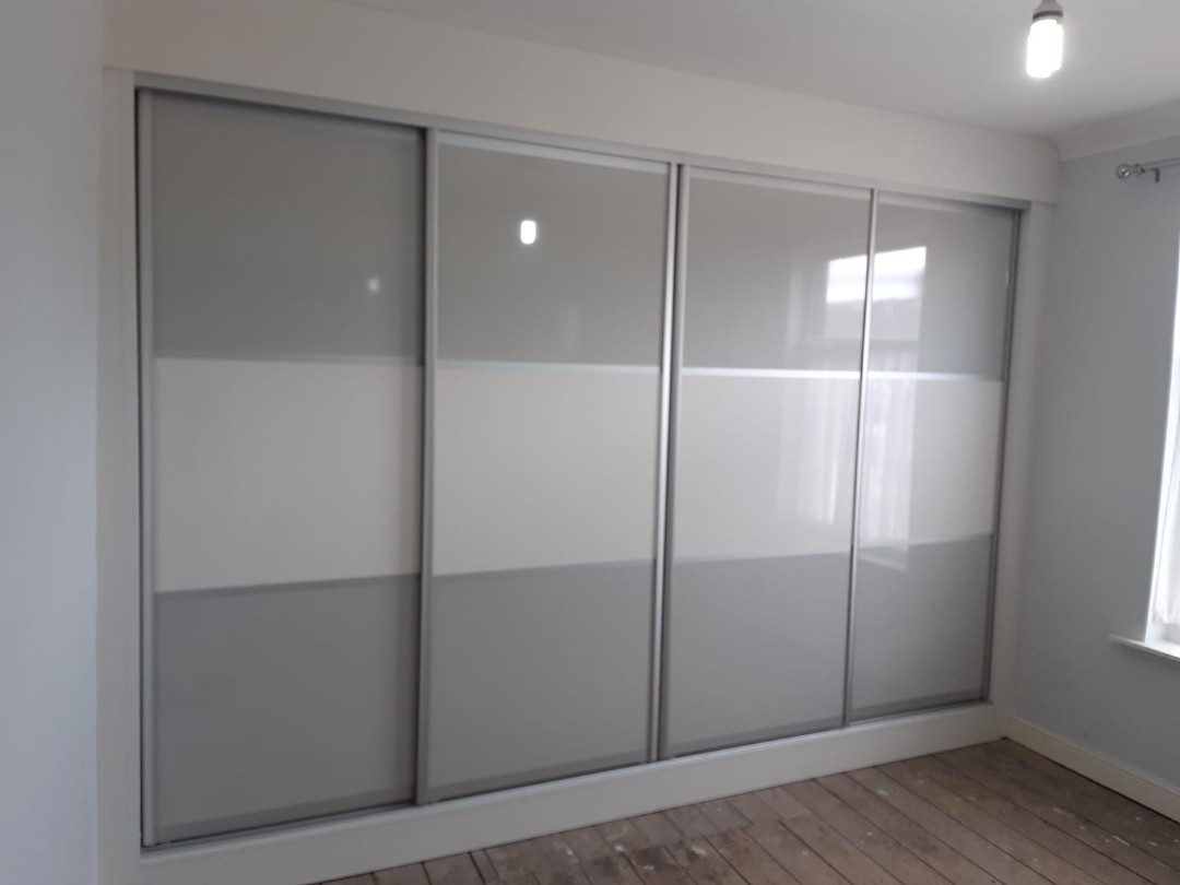 Hacienda white and painted oak dark grey