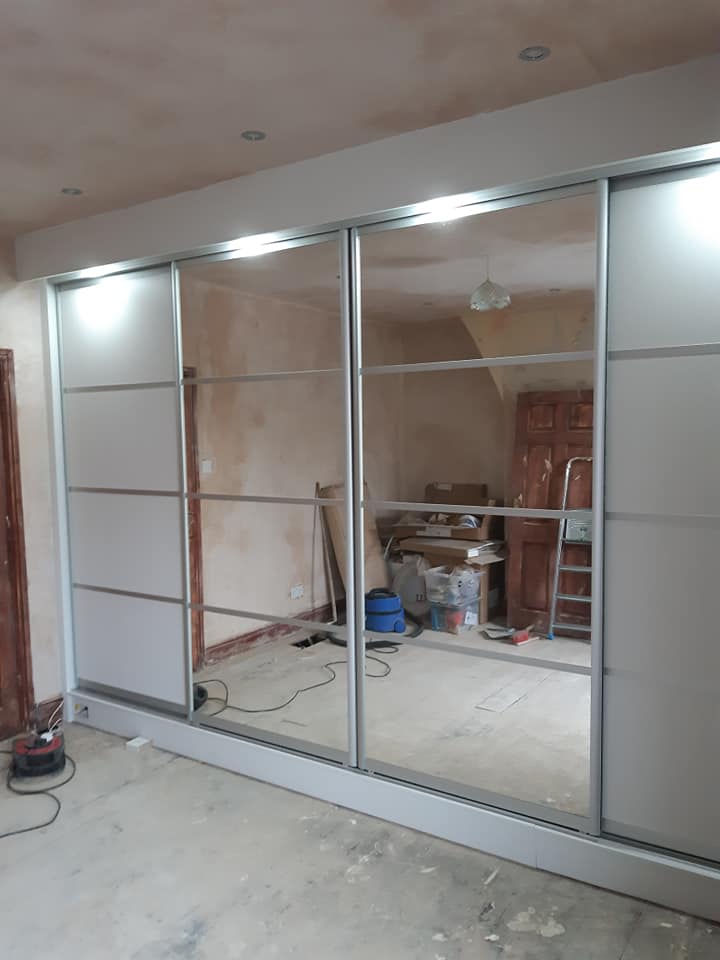 Hacienda white and painted oak dark grey