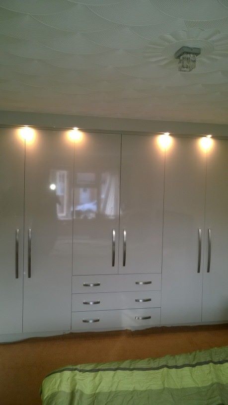 Light Grey Gloss with mirror and Driftwood frame